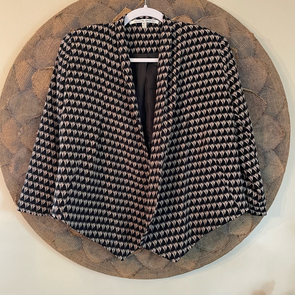 Collective Concepts Vintage Open Cropped Blazer